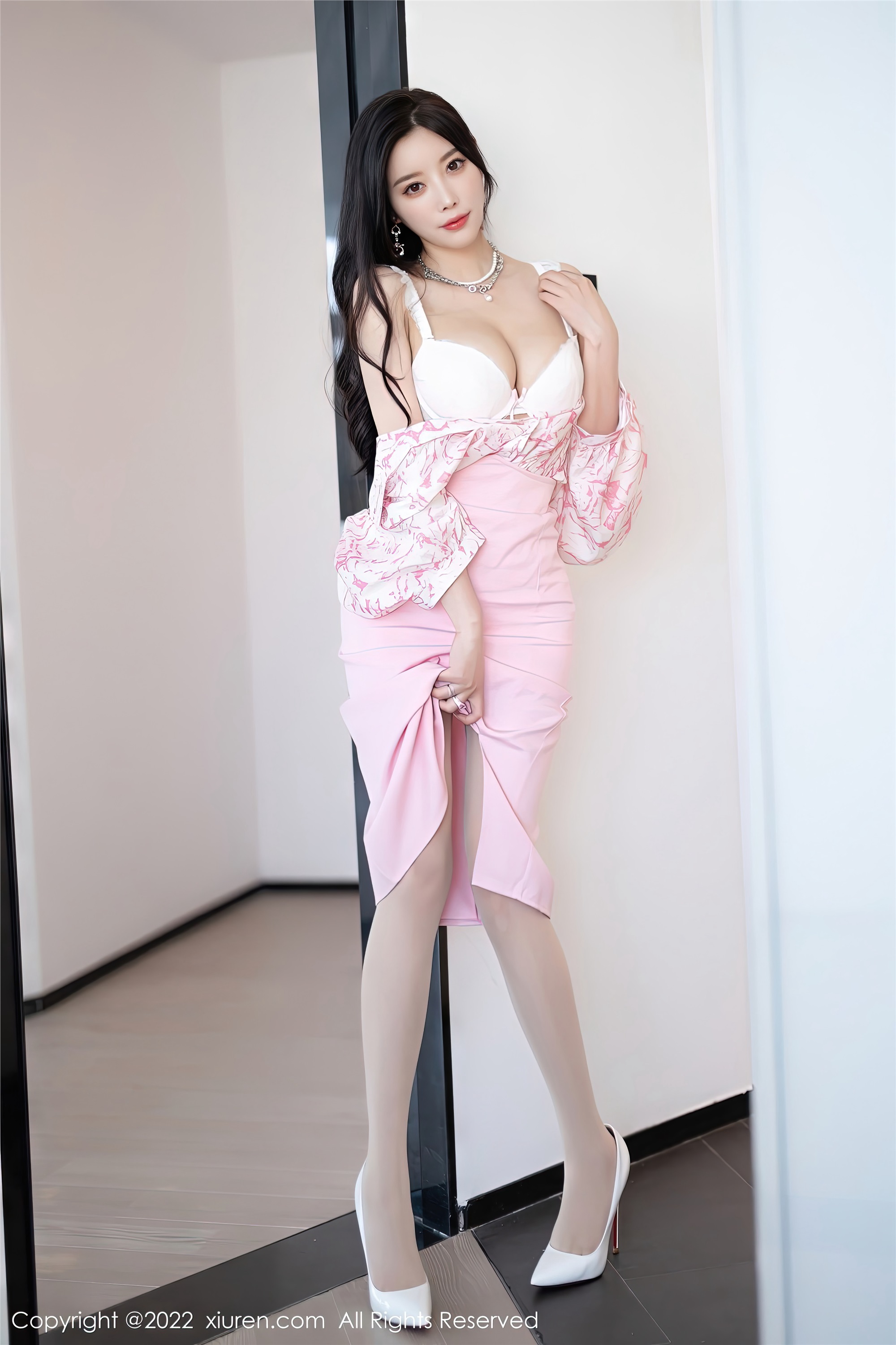 Xiuren秀人网 2022.11.29 NO.5927 杨晨晨Yome